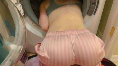 Step-SISTER Stuck in WASHER! Full Video - Gushing Cream & Bloopers! With SmartyKat314 and Lofi Dreamz on freefilmz.com