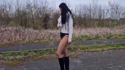 Nicky Brill In Outdoor With No Panties And Peeing 6 Min on freefilmz.com