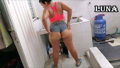 Luna La Venezolanita: Cleaning, Cock-Sucking, and Getting Rich - Venezuela on freefilmz.com