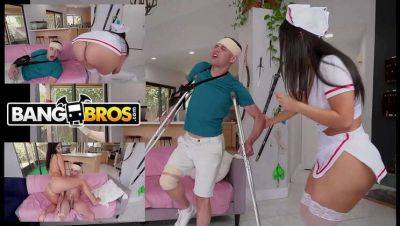 BangBros: Johnny Love's Naughty Escapade with His Latina Nurse, Violet Myers - Mexico on freefilmz.com