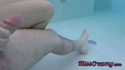 MissCreamy's Public Pool Dick Flash: Assisting with Masturbation - Risky Business on freefilmz.com