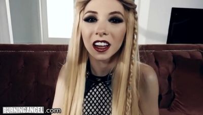 Kenzie Reeves Takes Rough Anal and Hardcore Fisting in Fishnets on freefilmz.com