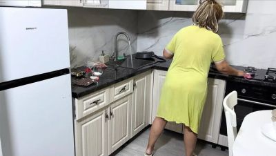 Stepmom Lets Step Son Fuck Her Ass After Feeding Him on freefilmz.com